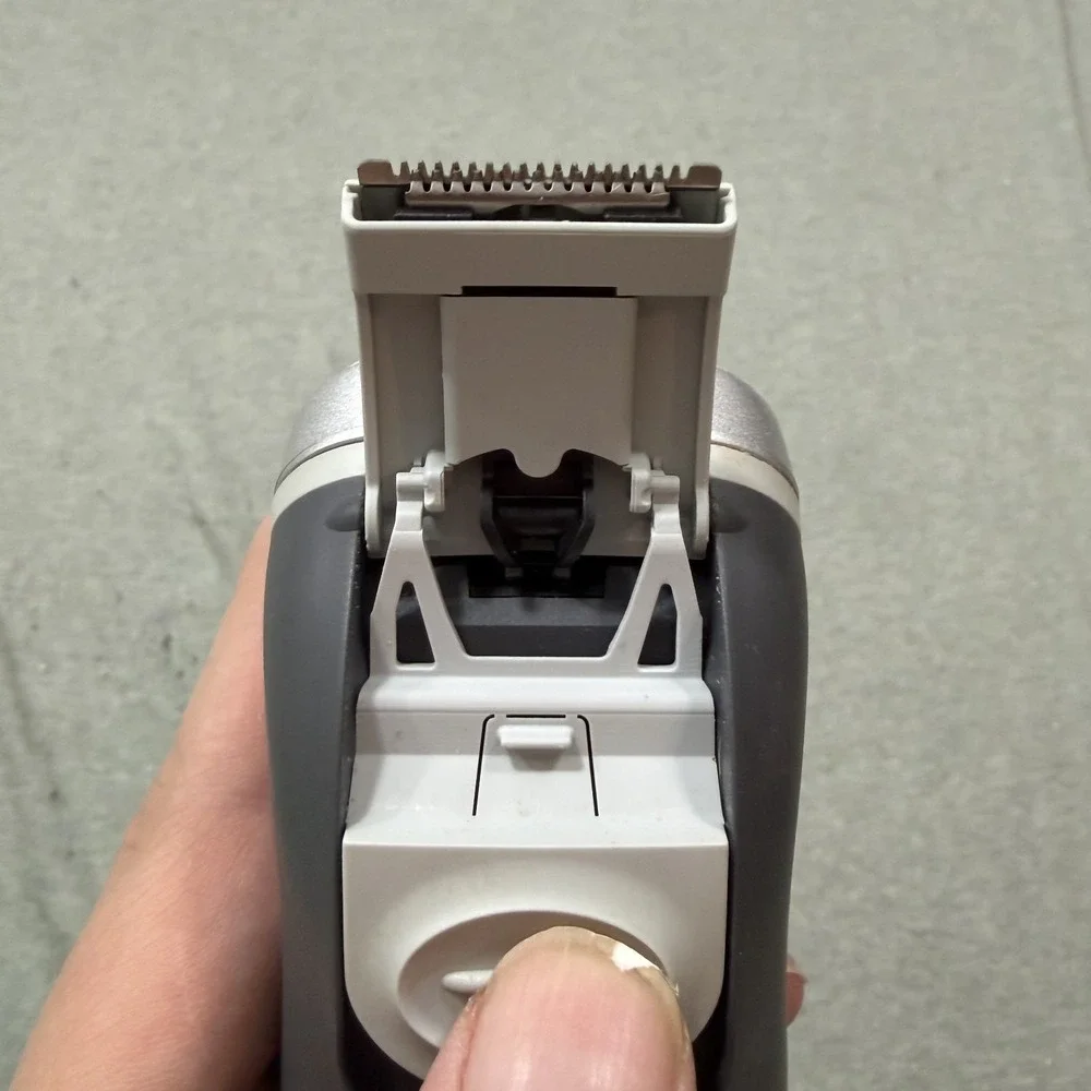 Philips Norelco Electric Shaver Reflex Plus Razor 6423LC Cobalt Blue NO CORD